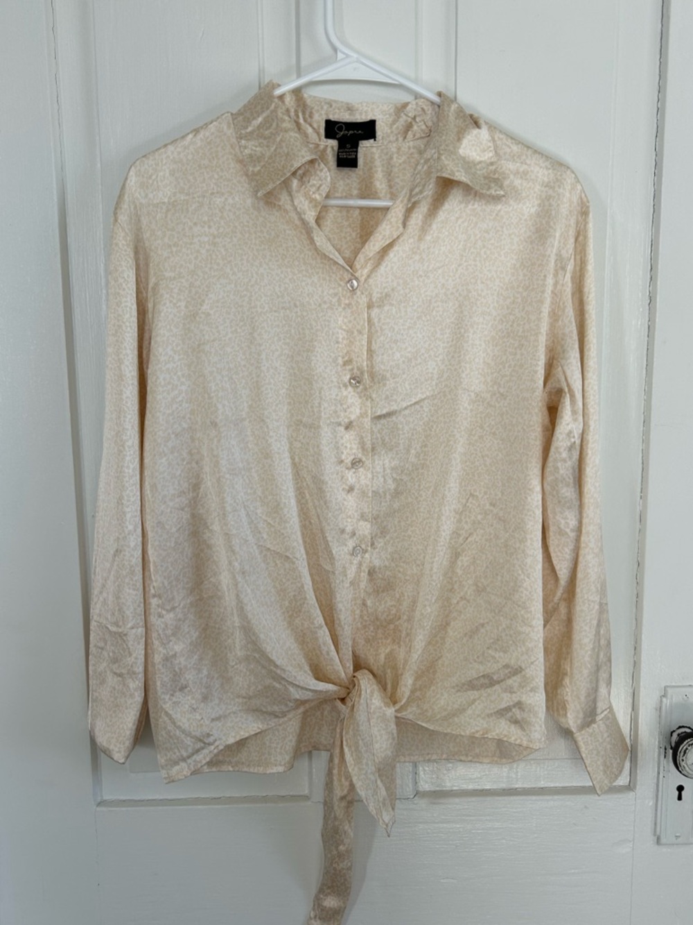 Jasper New York Men’s Cream Tie-Front Button Shirt